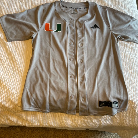 Miami hurricanes baseball jersey. Good condition. Never wore it - Picture 2 of 2